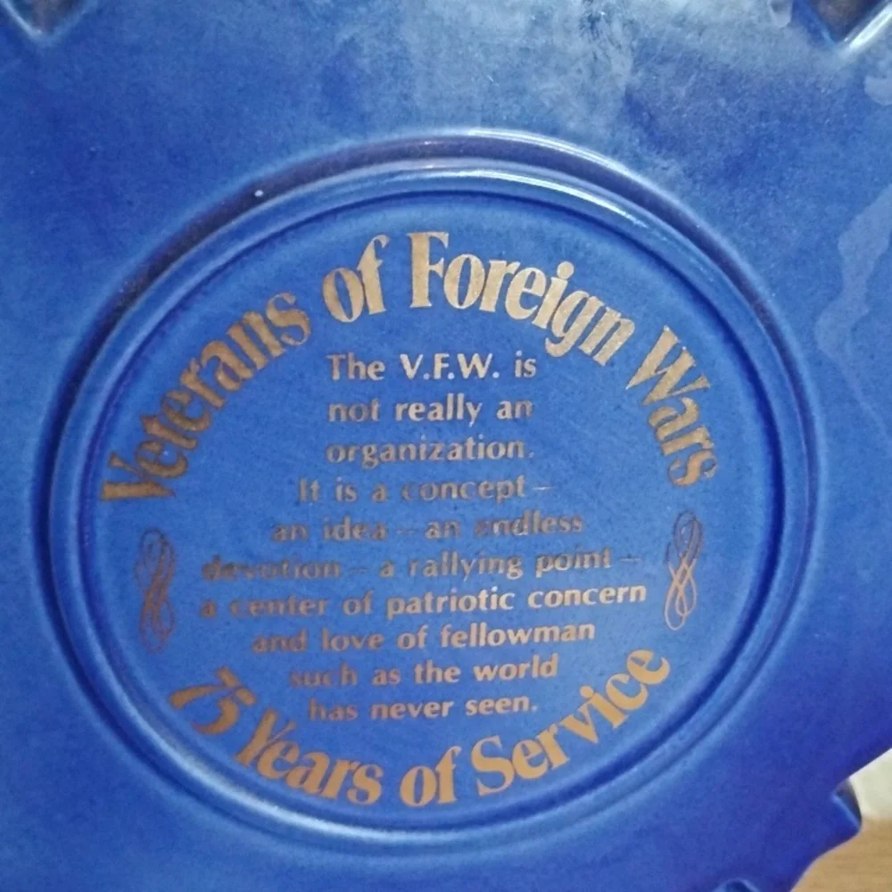 . Vintage VFW Ezra Brooks Liquor Bottle 185 Veterans Of Foreign Wars 75th - Picture 4 of 7